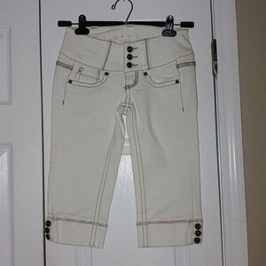 Industrial Cotton white bermuda jean shorts Sz 1 NWOT